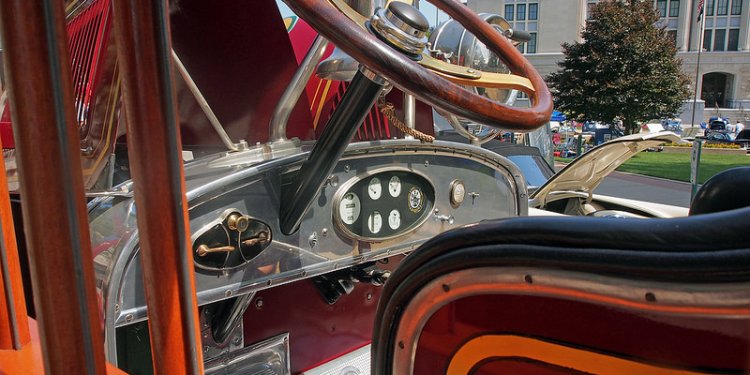 1927 Studebaker - General Manufacturing of St. Louis Pumper Fire Truck (4 of 6