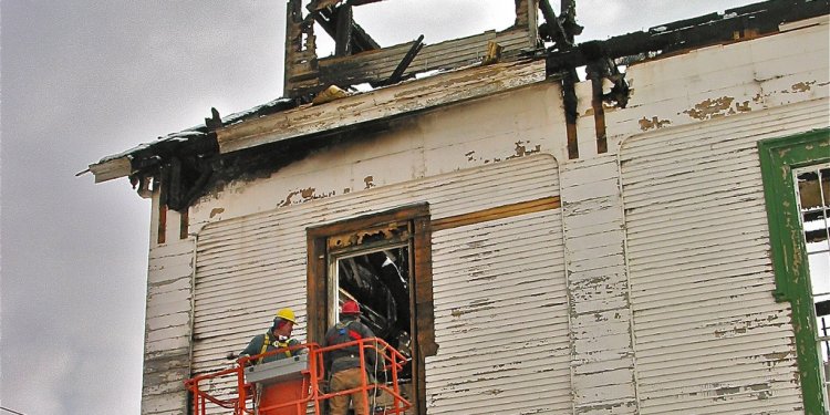 Ferrisburgh Grange Hall (1868 / 1949 - 2004) – salvaging architectural elements